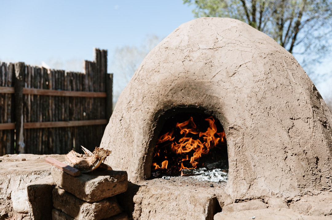 Horno Baking at Taos Pueblo Tour